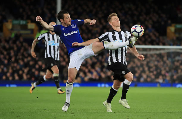 也展示了对 也展示了对