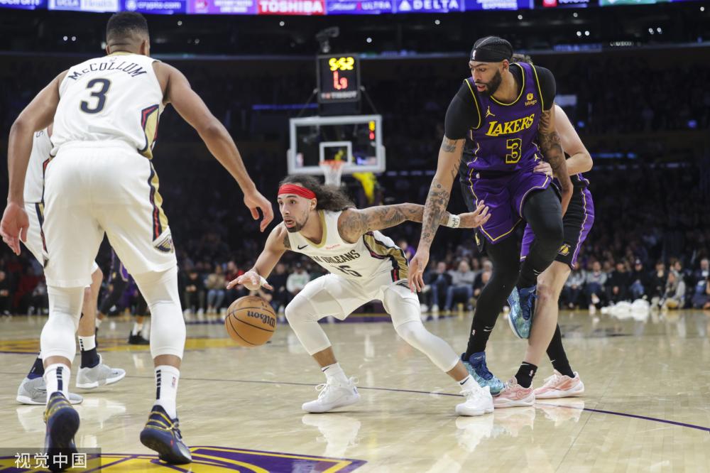 面对新的形 面对新的形