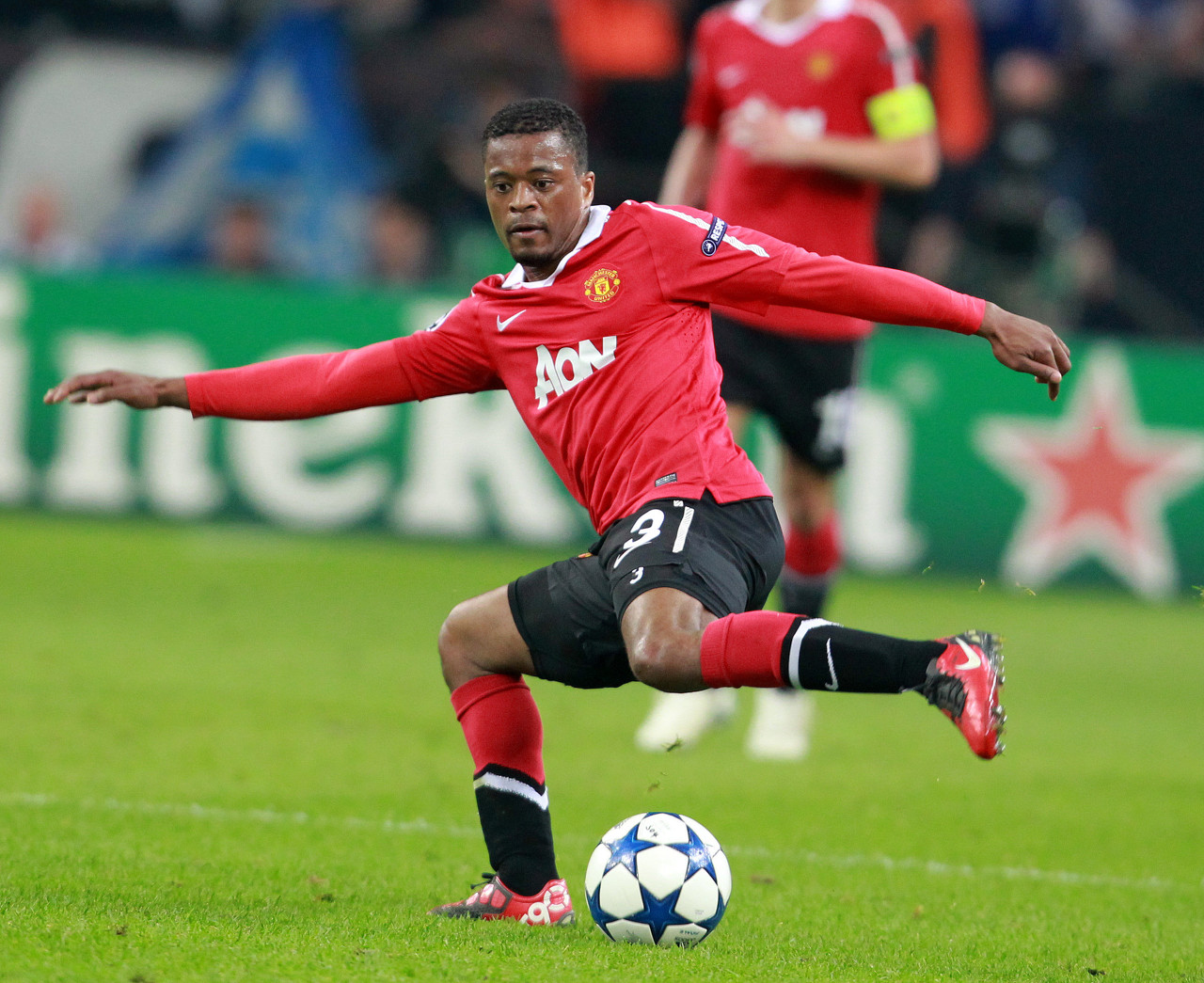 禁区内的耶 禁区内的耶